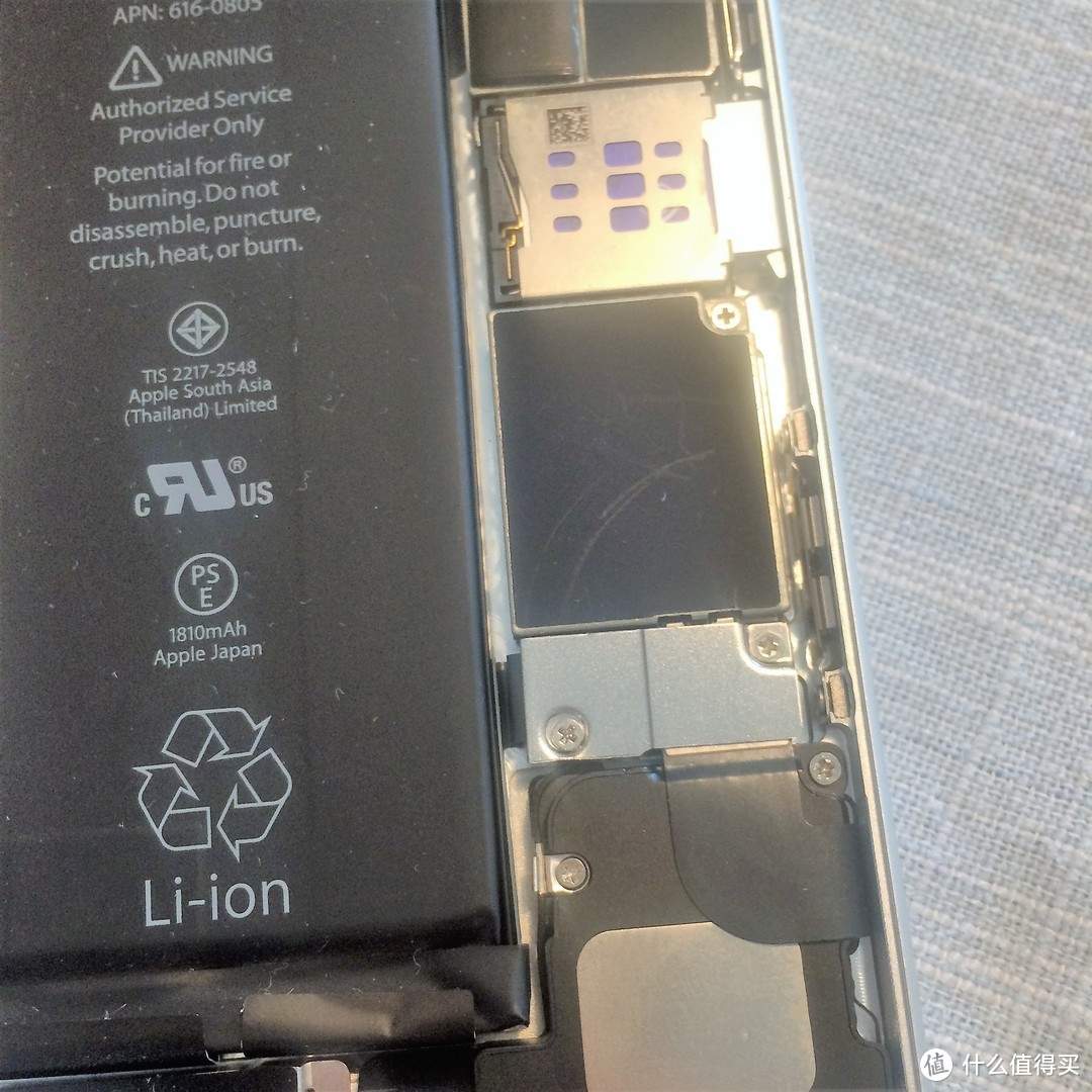 也谈谈姿势正确的重要性-iPhone6换电池分享