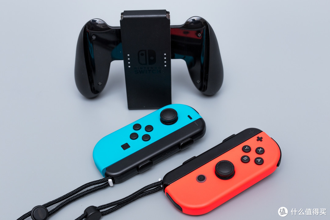 一篇迟到的晒单：Nintendo 任天堂 Switch 红蓝配色+方向盘套装 开箱