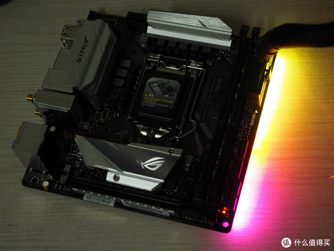 #本站首晒#Ryzen和Coffee Lake同频大对比和ASUS ROG Strix 370 ITX双雄开箱