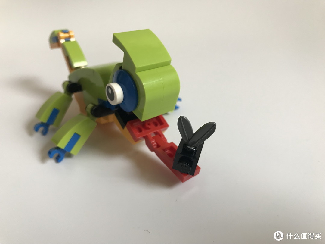 #晒单大赛#LEGO 乐高 30477 Chameleon 七彩变色龙