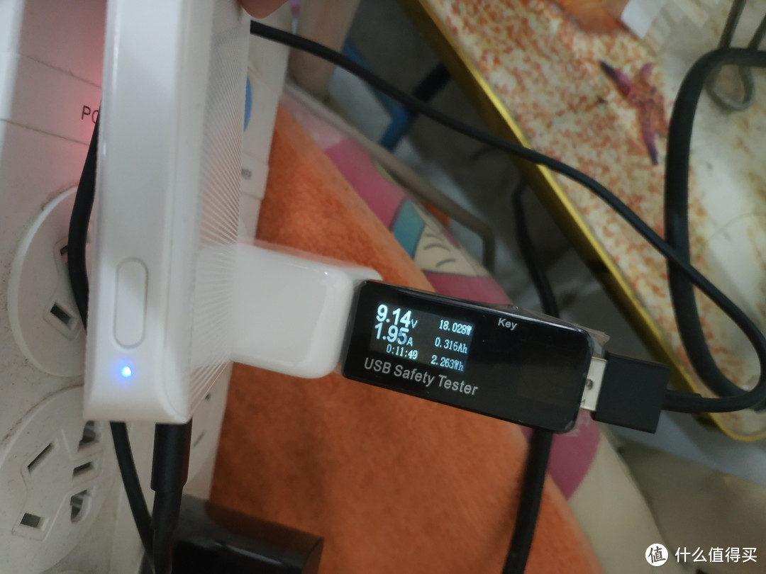 #晒单大赛#ZMI 紫米 QC3.0双USB口充电器开箱体验