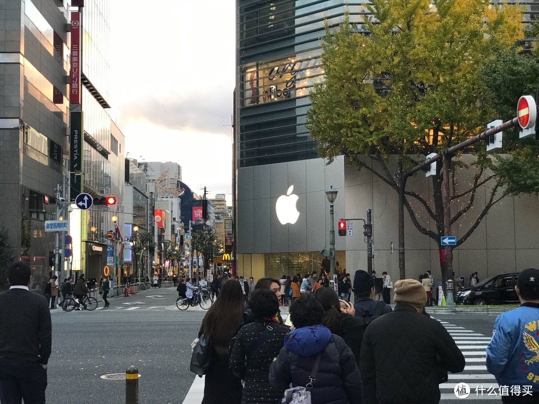 发货2-3周的Apple 苹果 iPhone X 手机还在路上？飞到日本买现货吧~