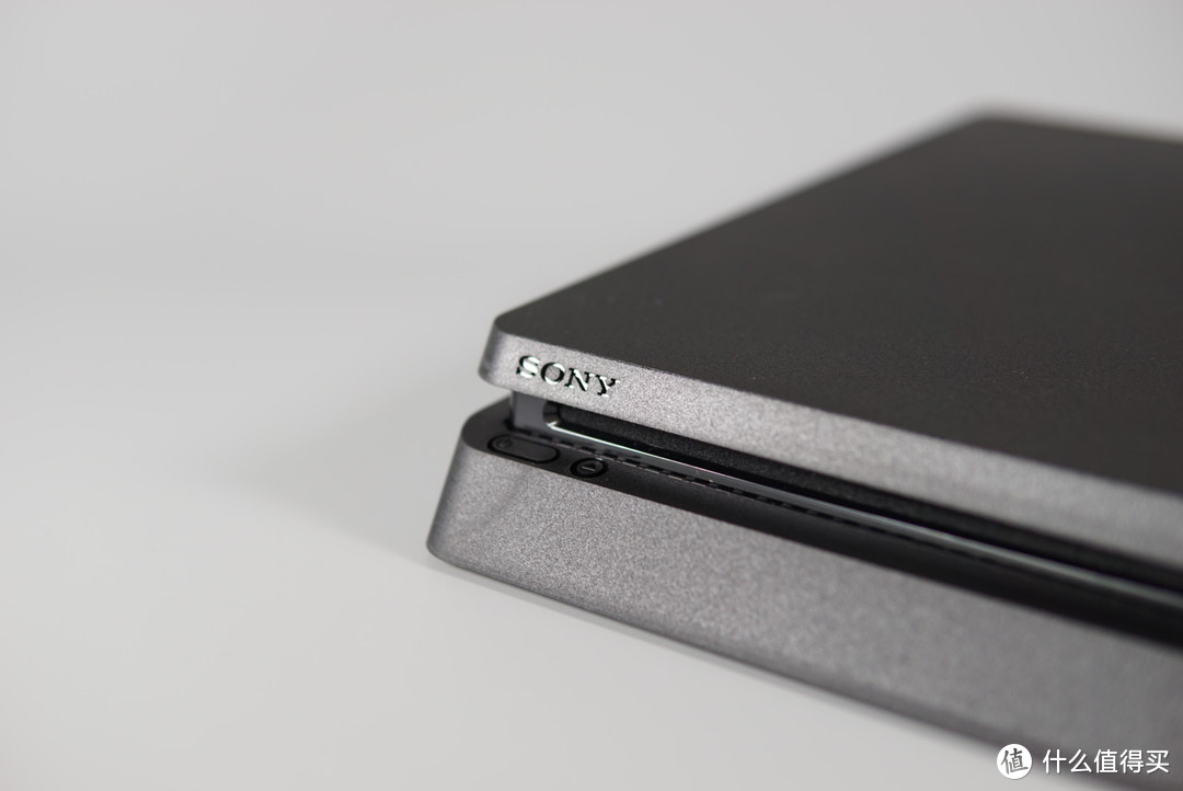 #原创新人##晒单大赛#珍惜每一次的感动：SONY 索尼 PlayStation 4 Slim 最终幻想15游戏 主机套装