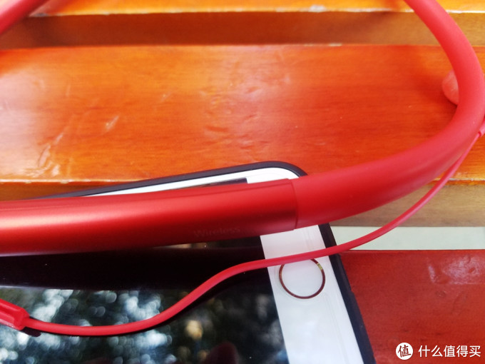 索尼的那一抹朱砂红,sony 索尼 MDR-EX750BT 入耳式无线蓝牙耳机 初体验