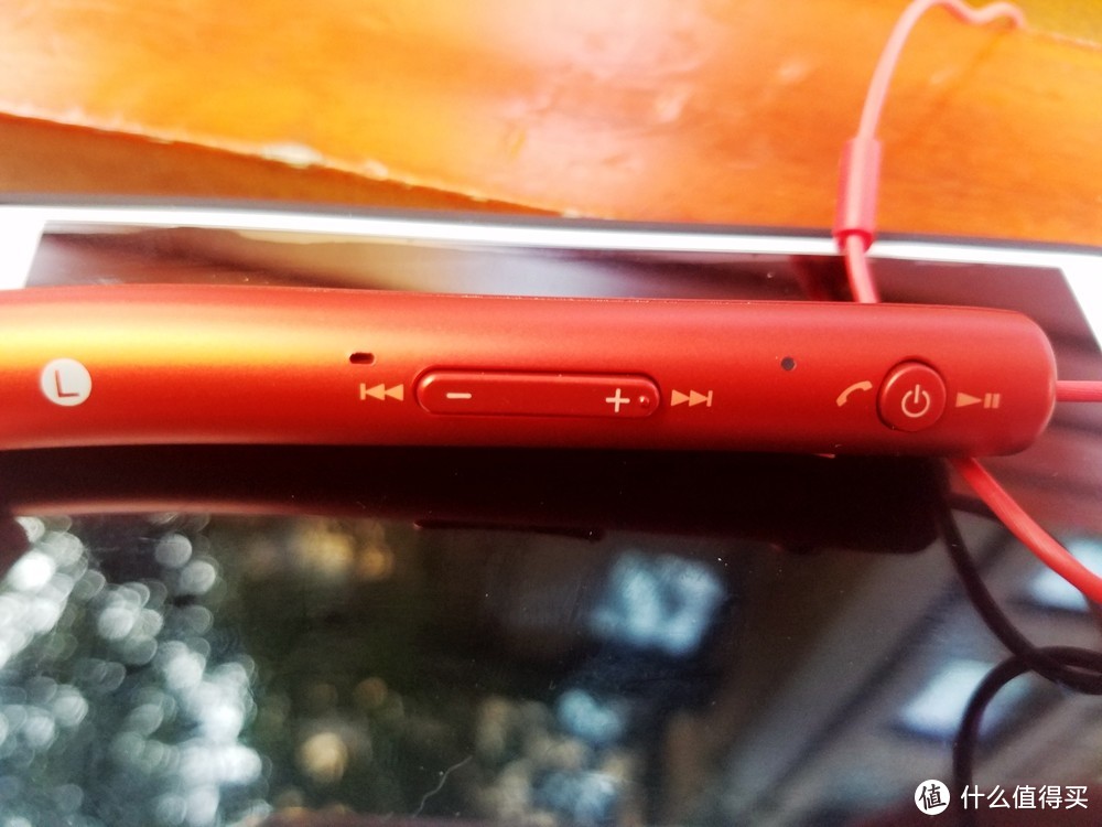 索尼的那一抹朱砂红，sony 索尼 MDR-EX750BT 入耳式无线蓝牙耳机 初体验