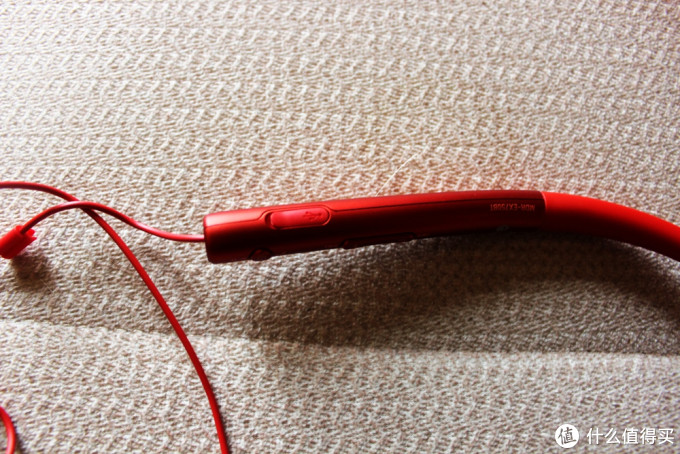 索尼的那一抹朱砂红,sony 索尼 MDR-EX750BT 入耳式无线蓝牙耳机 初体验
