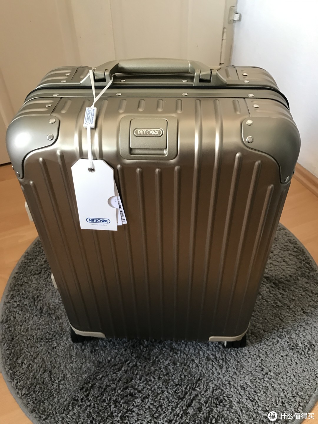 白银换真金—RIMOWA  TOPAS TITANIUM 53 登机箱开箱晒单