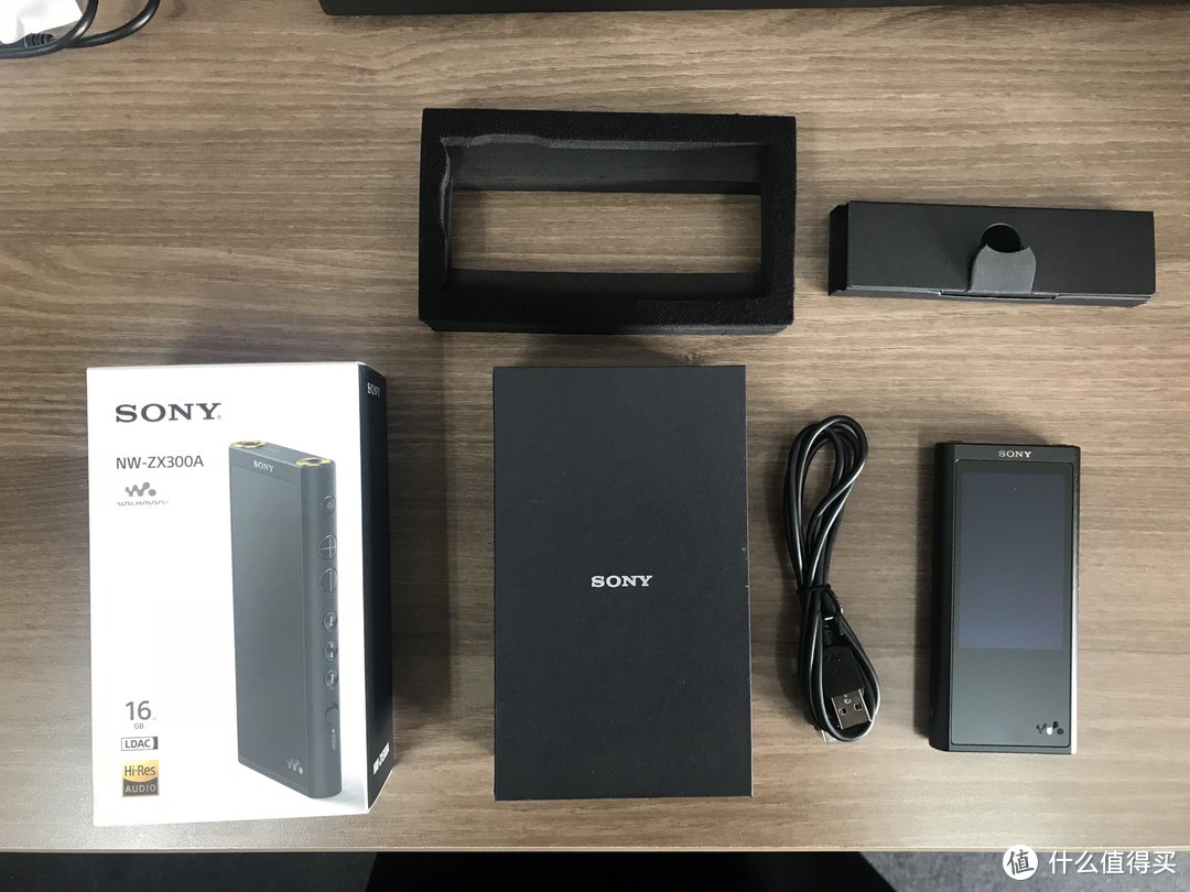 #原创新人# “守护姨夫的微笑”—SONY 索尼 ZX300A  音乐播放器 开箱