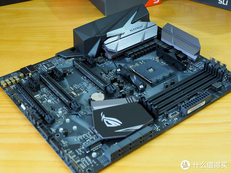 #本站首晒#轻松“吃鸡”的声波雷达主板—— 华硕 ASUS ROG STRIX X370-F GAMING 主板开箱简评