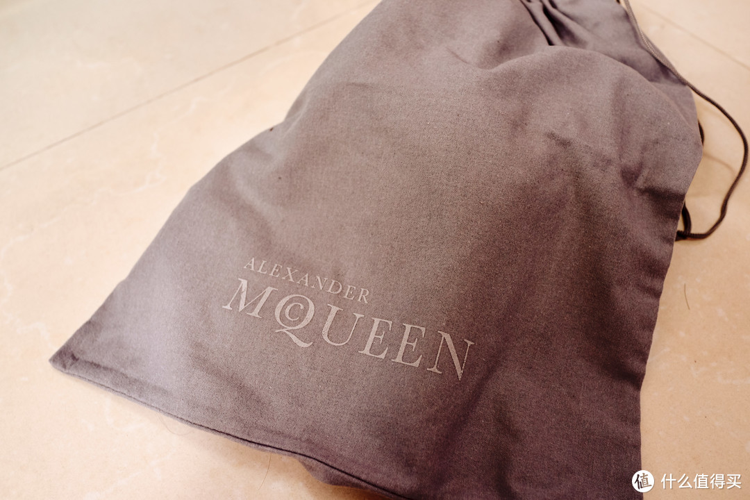 初次尝试正装皮鞋—Alexander Mcqueen 皮鞋 开箱