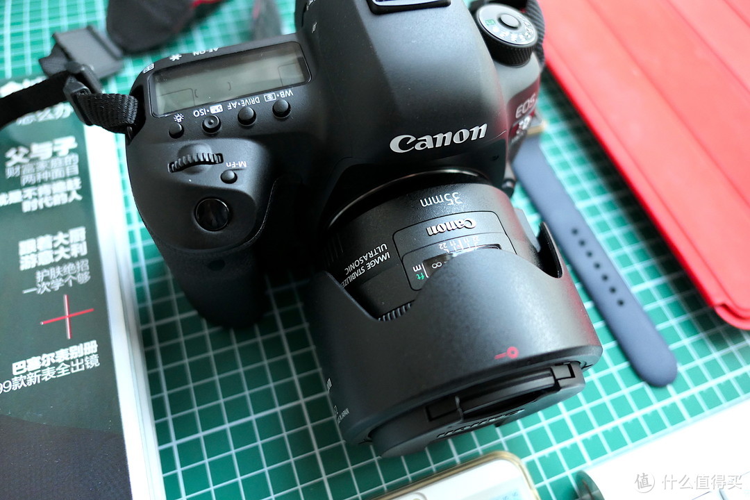 剁手CANON 佳能 EOS 5D Mark IV 单反相机值吗？（360°无死角开箱）