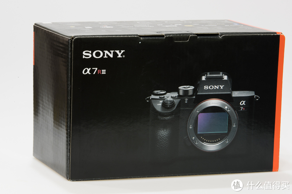 饭桌小伴侣: SONY索尼 α7R III \/ A7R3