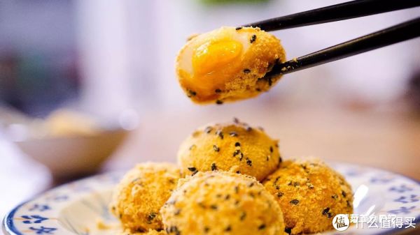 一口下去,感受液体在嘴里爆发,爽爆了