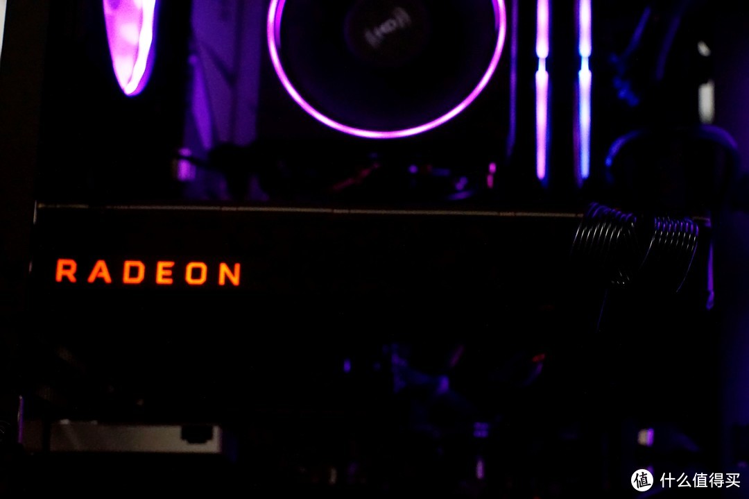 A卡信仰—XFX 讯景 Radeon RX Vega64 显卡 开箱