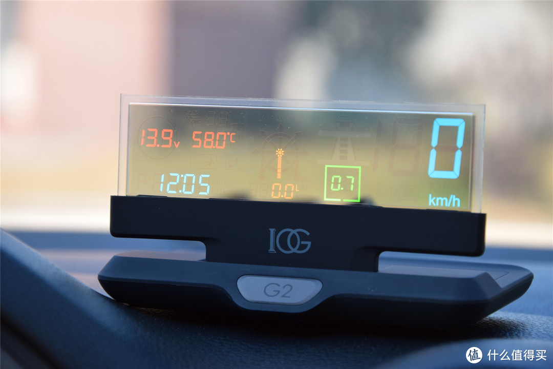 解放低头族 驾驶更安全-欧果G2 HUD智能行车安全助手深度评测