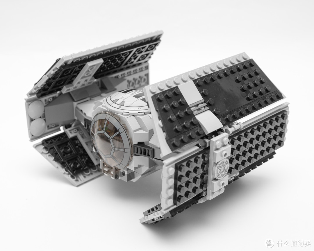 慷慨赴死的抵抗并不徒劳—LEGO 乐高 星球大战系列 75150 维达的高级钛战机对A翼星际战机