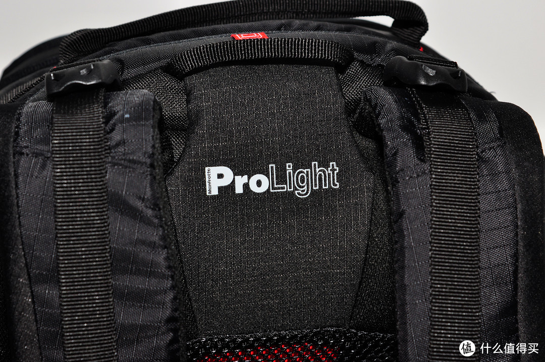 你真的很能“装”——曼富图Pro Light大黄蜂230摄影双肩背包评测