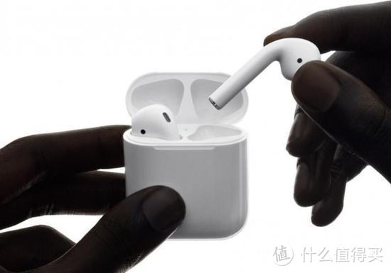 #晒单大赛#最值得购买的苹果配件：Apple 苹果 AirPods 无线耳机 开箱及使用感受