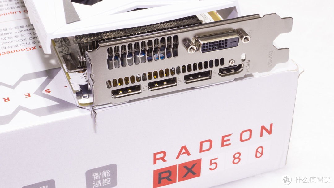迪兰RX580 8GB 十八周年纪念版显卡：出款白色的可真不容易