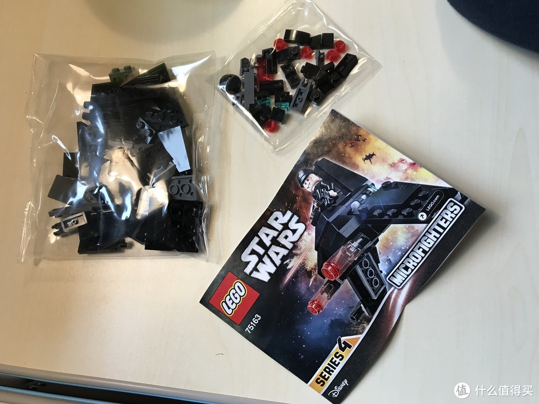 #晒单大赛#LEGO 乐高 星球大战 75163 Krennic的帝国穿梭机迷你战机