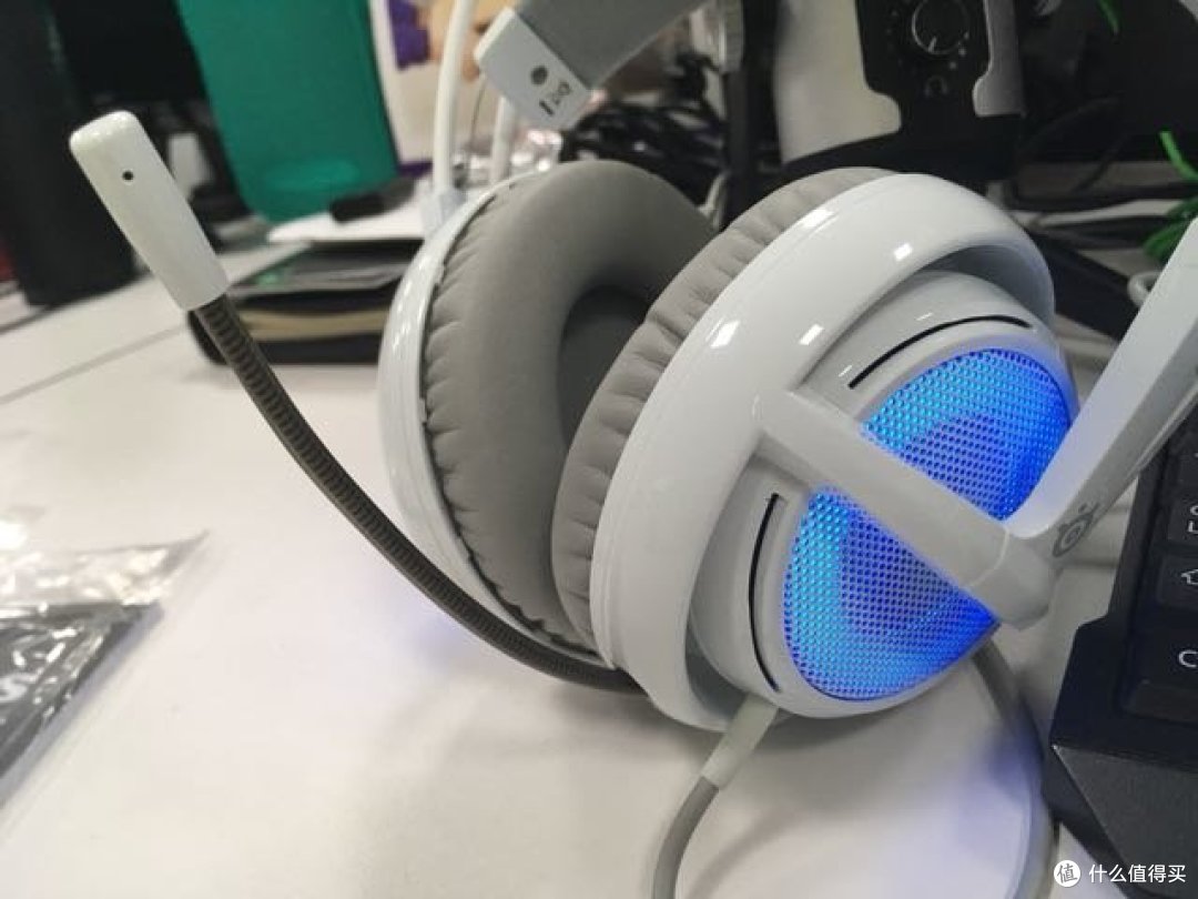 赛睿steelseries西伯利亚v2游戏耳机霜冻之蓝版开箱