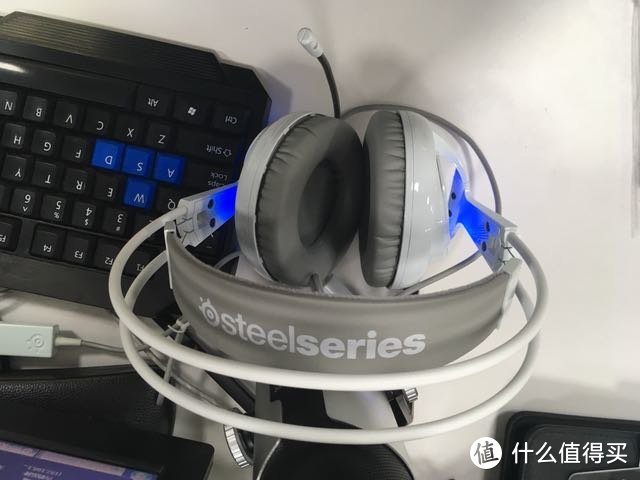 赛睿steelseries西伯利亚v2游戏耳机霜冻之蓝版开箱