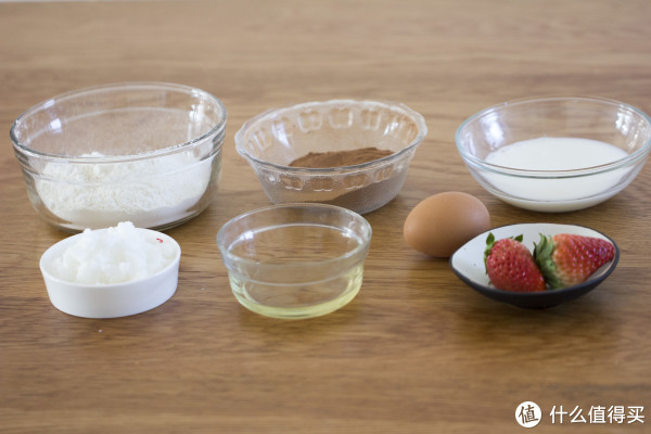 微波炉能代替烤箱吗？3分钟用微波炉就能做好一款圣诞蛋糕