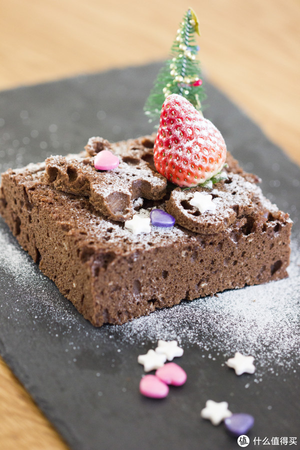 微波炉能代替烤箱吗？3分钟用微波炉就能做好一款圣诞蛋糕