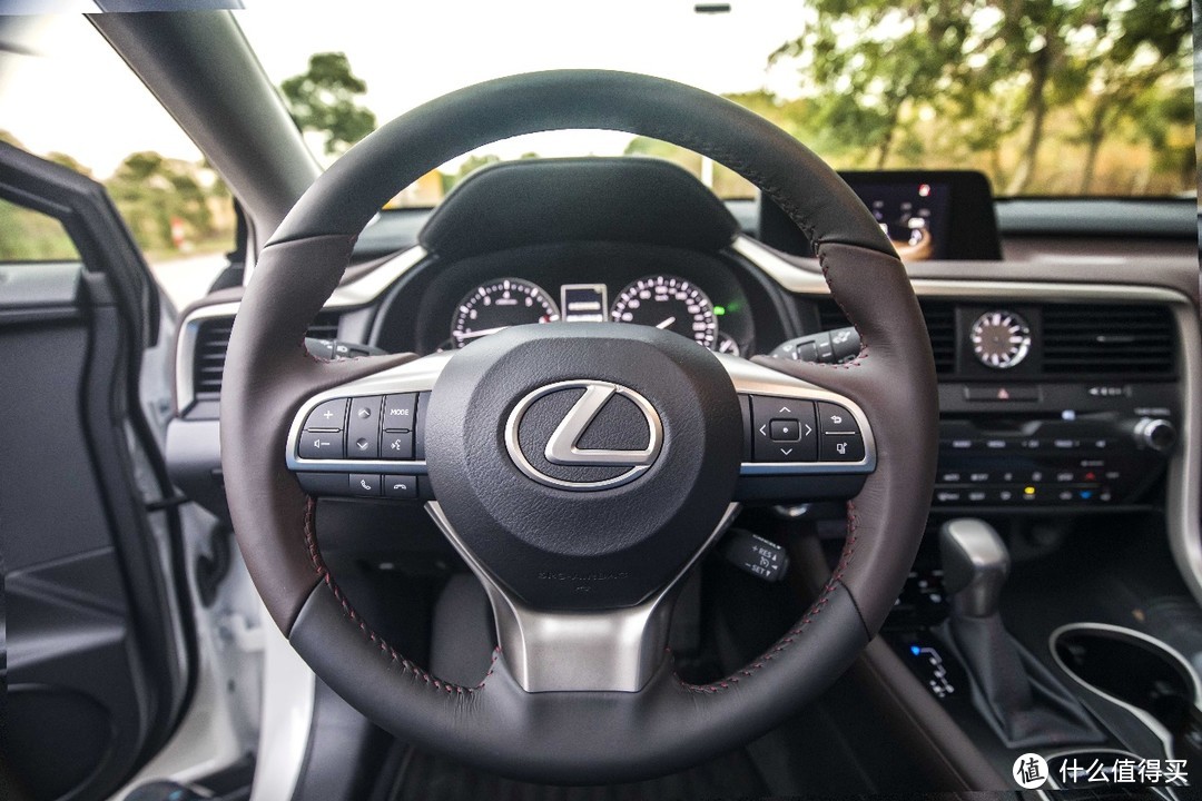 实惠亦轻奢—试驾LEXUS 雷克萨斯 RX200t 四驱典雅型