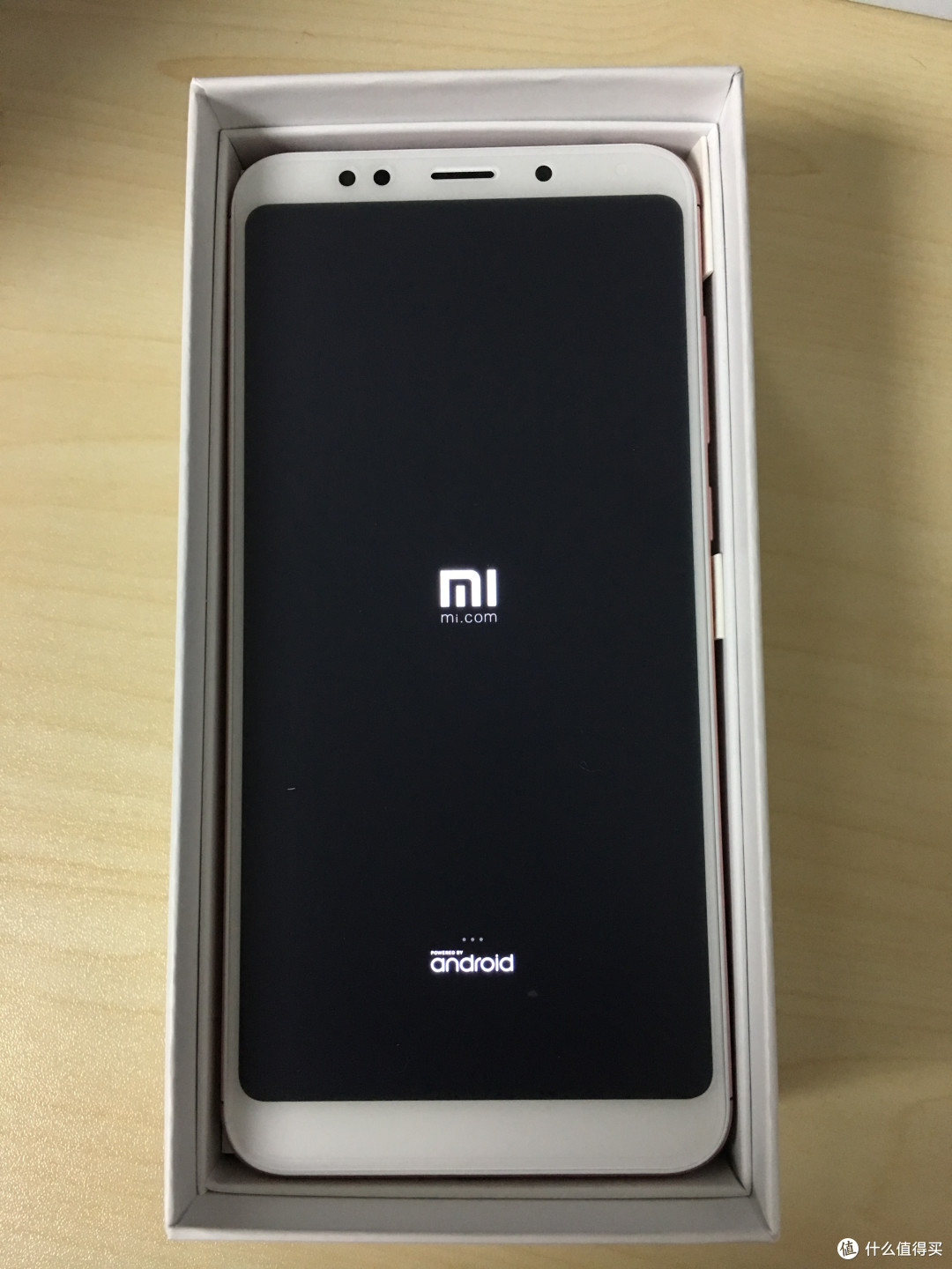 红米5plus首发开箱简评