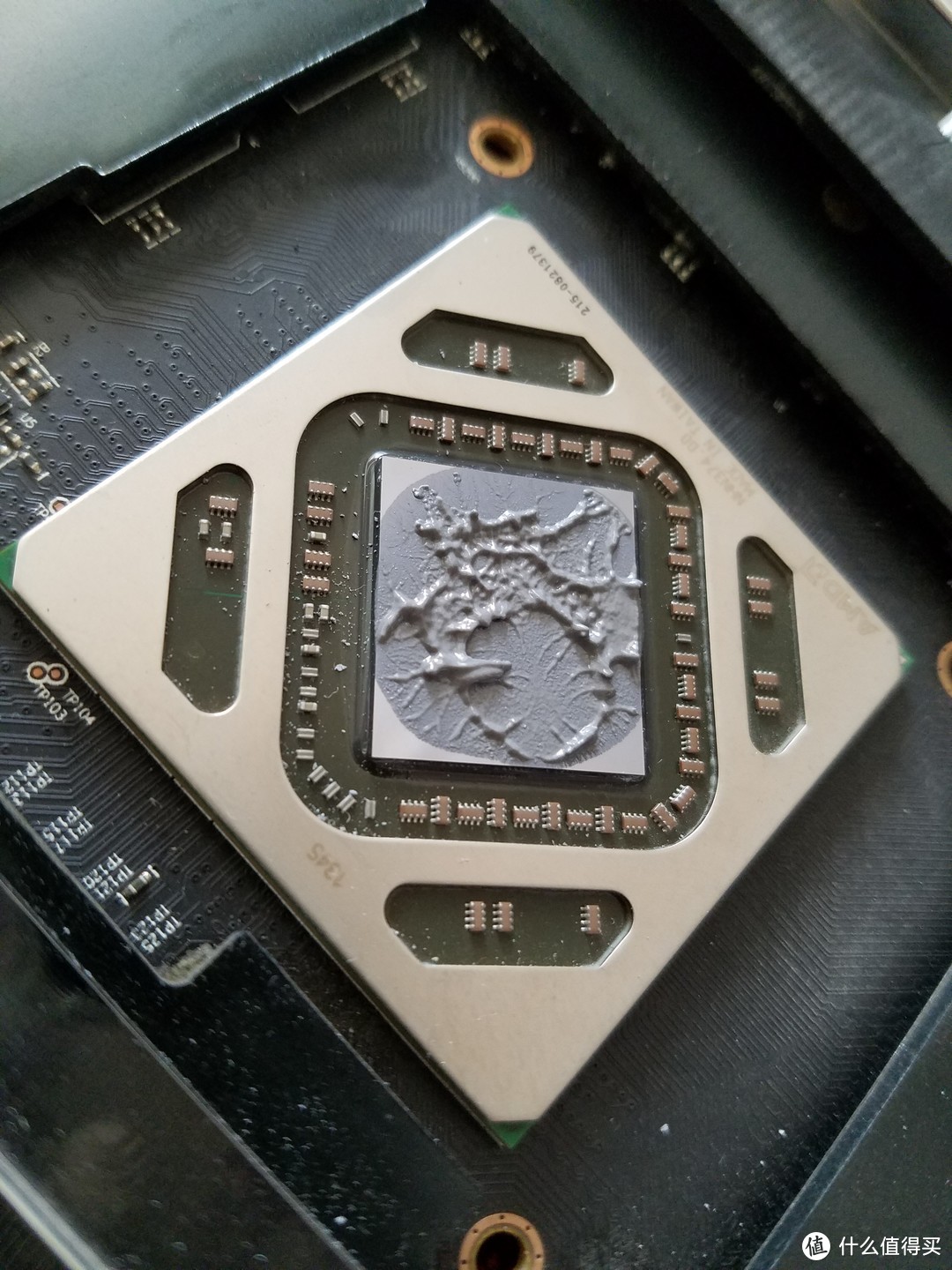 XFX 讯景 280X 6G黑狼 显卡 换风扇大扫除