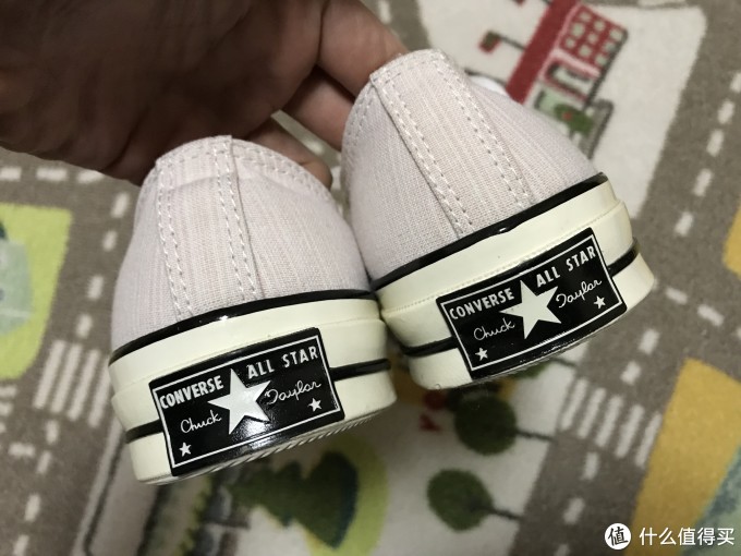 #晒单大赛#年纪大穿骚粉!第12双匡威!CONVERSE 匡威 All Star 70 帆布鞋