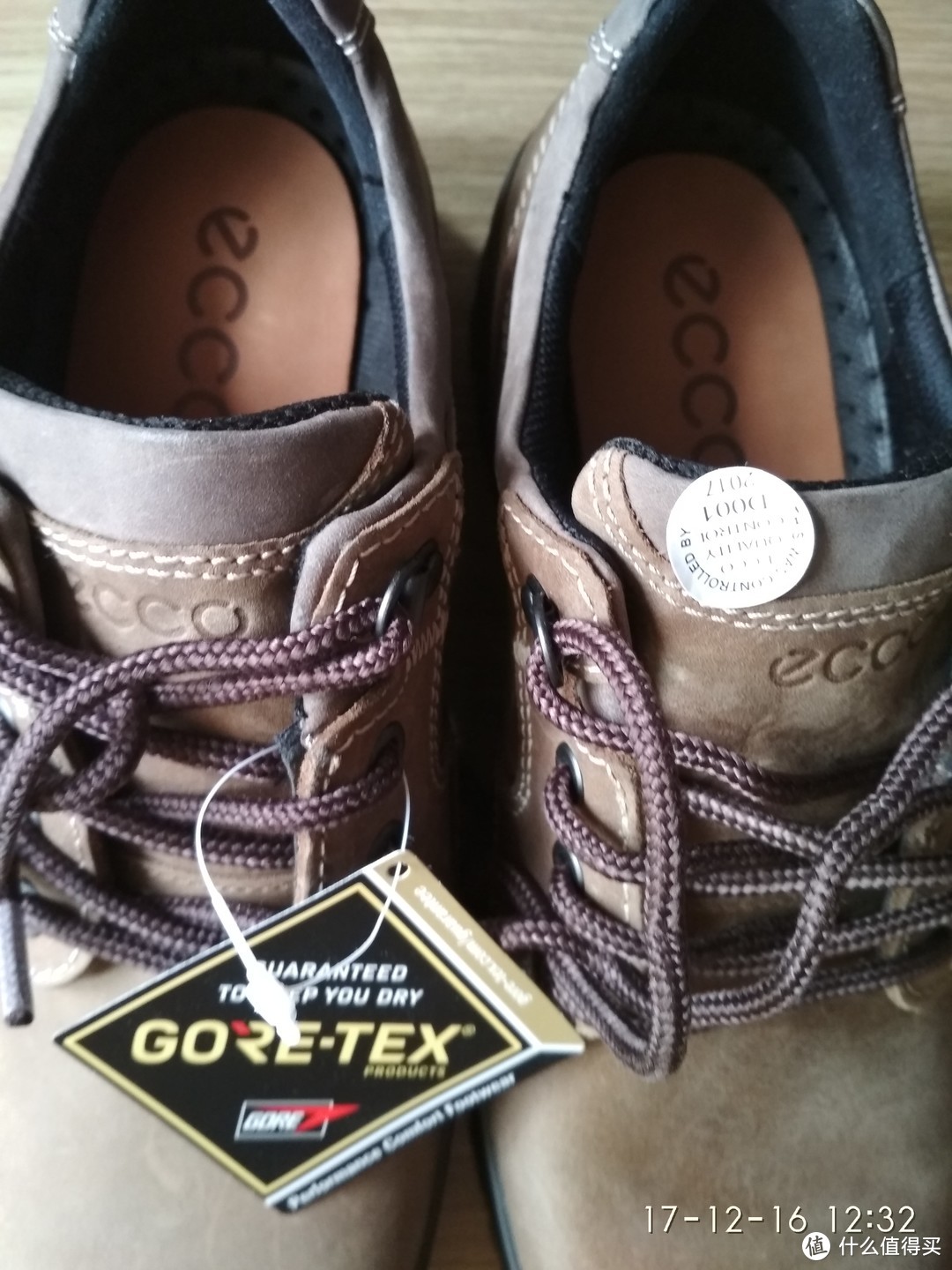 #原创新人# 美亚黑五ECCO 爱步 Men's Track 6 Gtx Plain Toe Hiking Shoe 开箱