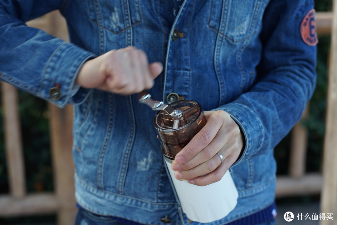 来一杯差不多的手冲咖啡：研磨咖啡杯轻测