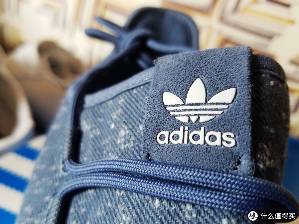 左手一双白，右手一双蓝：记Adidas 阿迪达斯 三叶草 小椰子 TUBULAR SHADOW 运动鞋 开箱体验