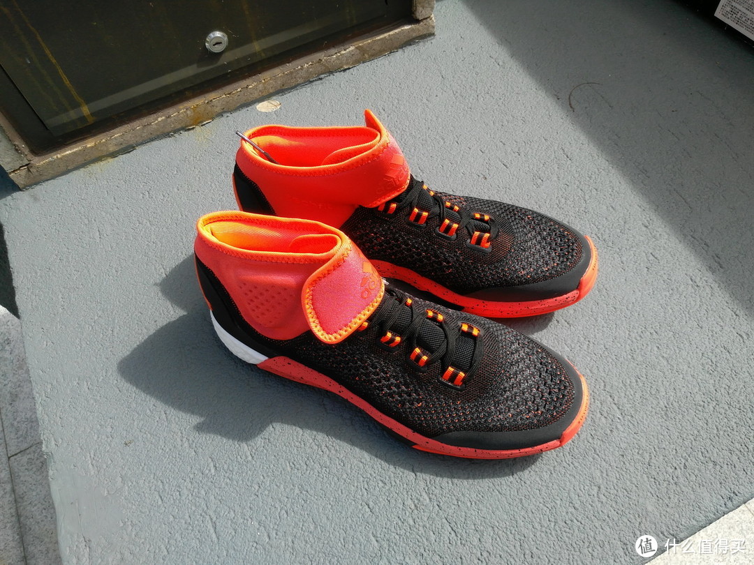 双十二捡双Adidas 阿迪达斯 Crazylight Boost 运动鞋