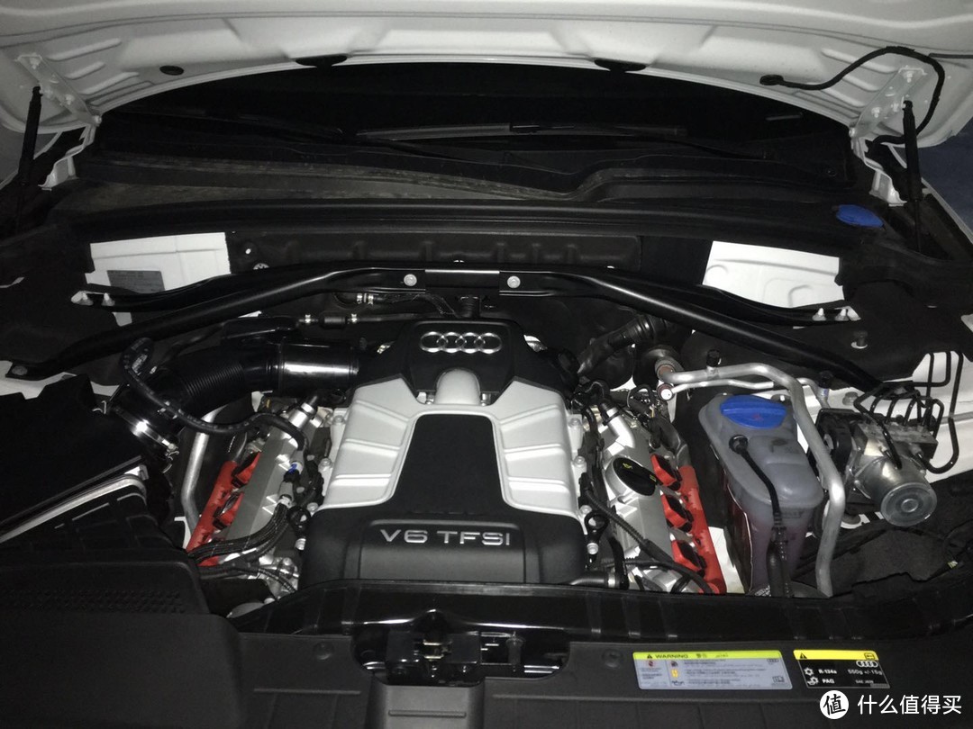 q5 45tfsi quattro前机舱照