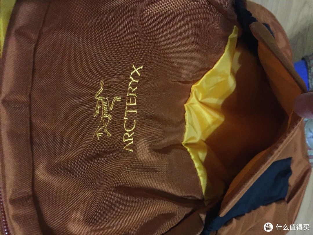 #晒单大赛#男生也可以包治百病 Arc'teryx Kitsilano双肩背包开箱