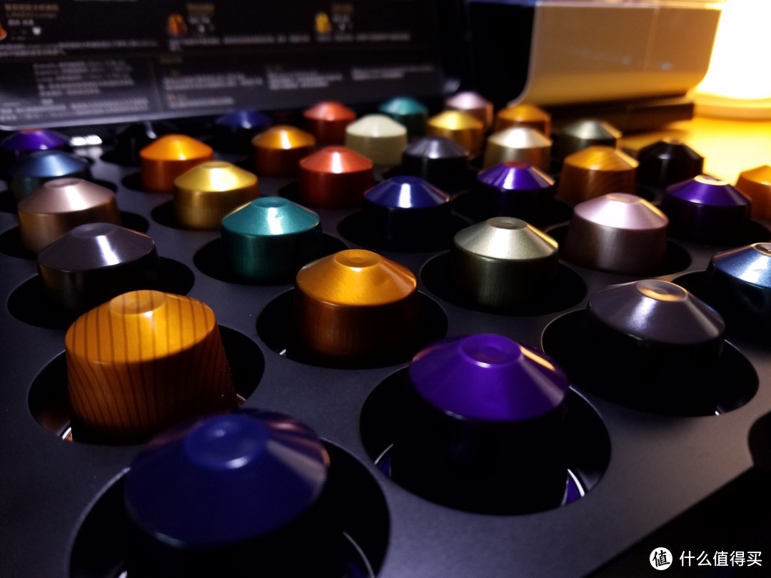 #晒单大赛#每天一份好心情，NESPRESSO 奈斯派索 Lattissima-Touch EN550和新人迎新礼