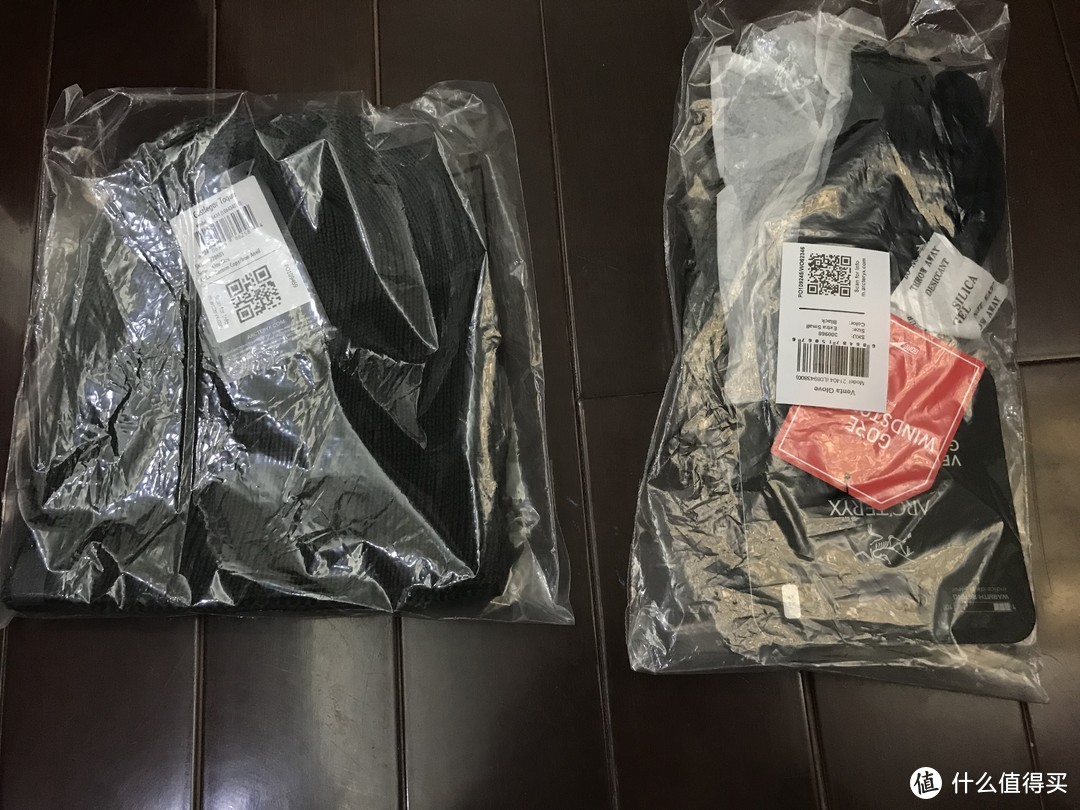 Arcteryx 始祖鸟 Venta Glove 触屏手套&Castlegar Toque 羊毛混纺帽  开箱