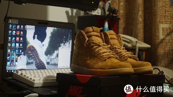 #晒单大赛#入手了一双耐克的大黄靴 AIR JORDAN 1 RETRO HIGH OG WHEAT