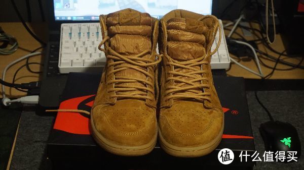 #晒单大赛#入手了一双耐克的大黄靴 AIR JORDAN 1 RETRO HIGH OG WHEAT