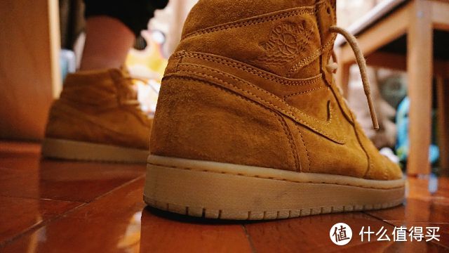 #晒单大赛#入手了一双耐克的大黄靴 AIR JORDAN 1 RETRO HIGH OG WHEAT