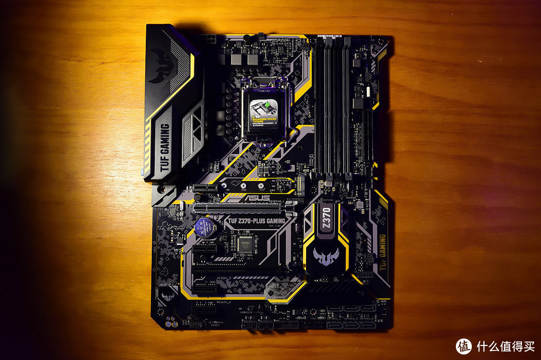 又一经典系列遭RGB攻陷—ASUS 华硕 TUF Z370-PLUS GAMING 主板 开箱测试