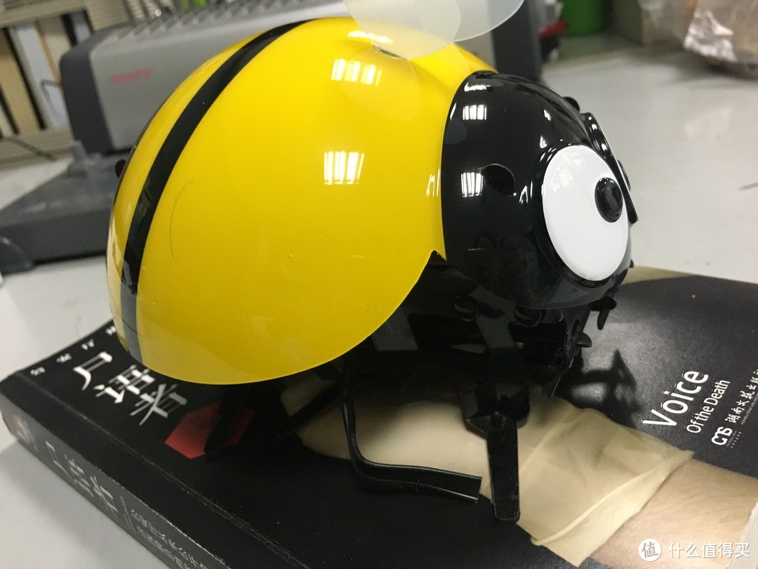 蜜蜂机器人--一款高颜值新颖的玩具