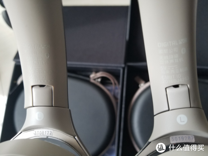 SONY 索尼 WH-1000XM2体验报告：索尼降噪旗舰买不买？