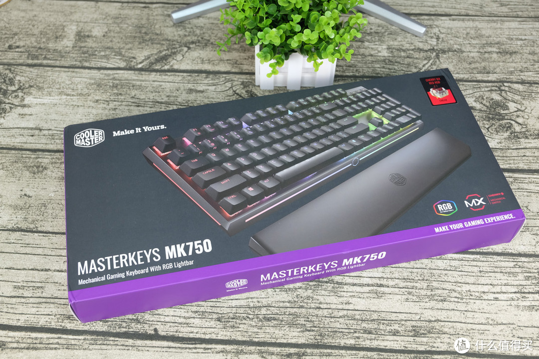 送给自己：CoolerMaster 酷冷至尊 MK750 RGB 机械键盘 开箱