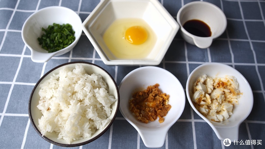 三分钟，三碗饭教你品质生活吃好米—煲仔饭、土豆焖饭、炒饭