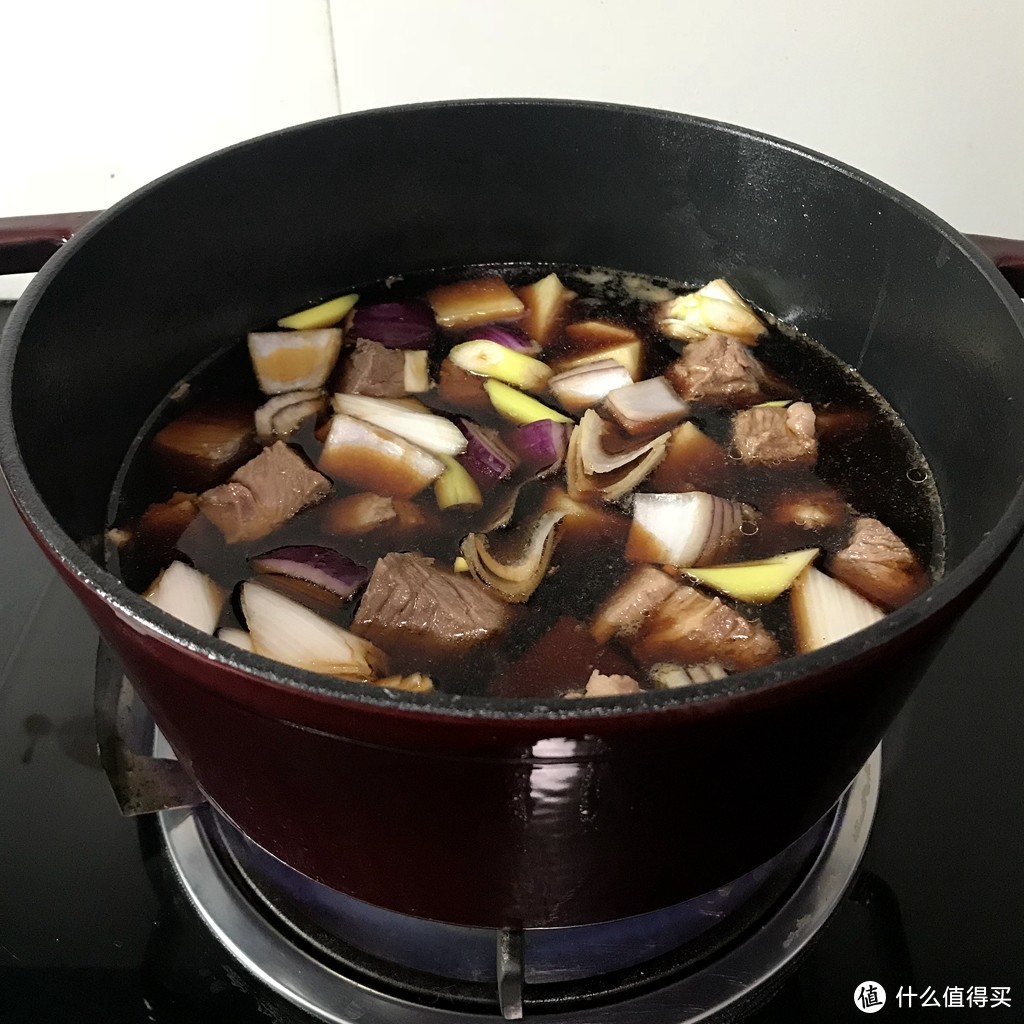 冬日的温暖，炖菜之神器--淘宝心选 简约珐琅铸铁汤锅简评实测