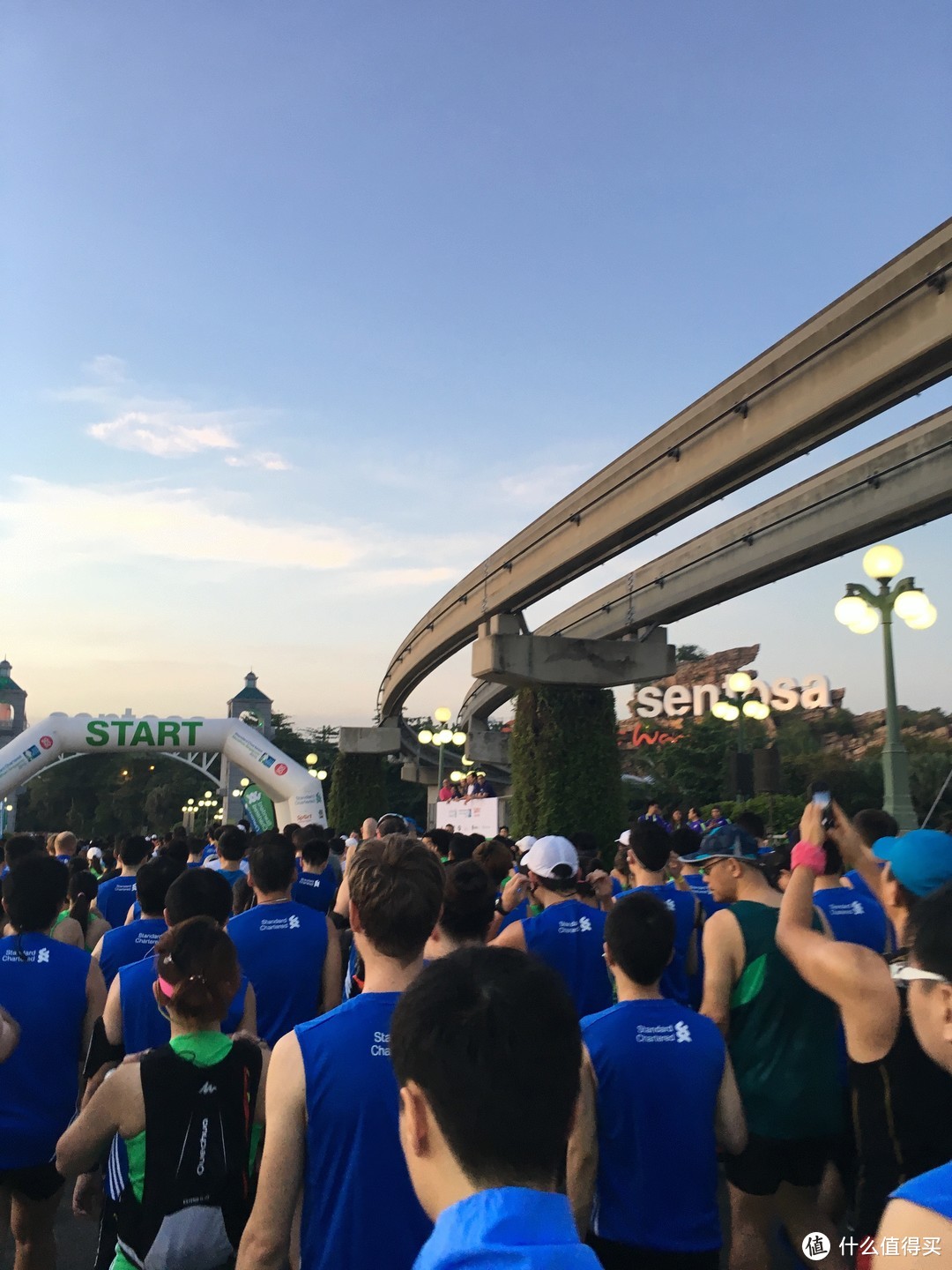 用脚步丈量城市—新加坡马拉松游记
